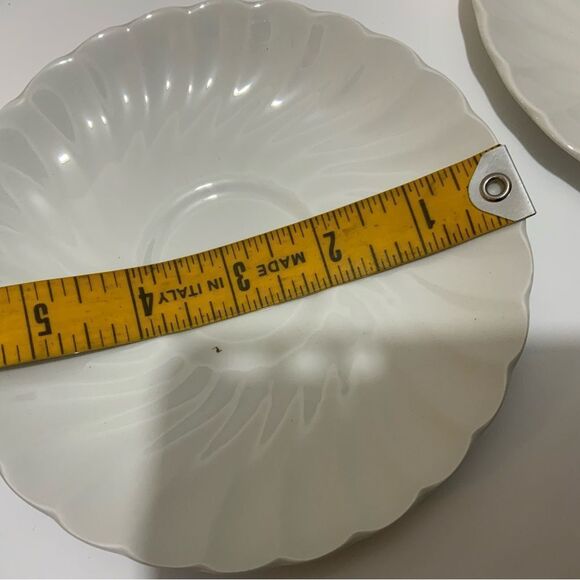 2 - Johnson Bros made in England Snowhite Regency Saucer - Picture 4 of 9